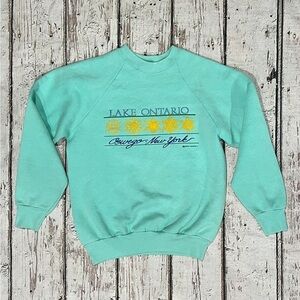 Vintage Lake Onatrio Oswego New York 1980s Tourism Destination Sweatshirt